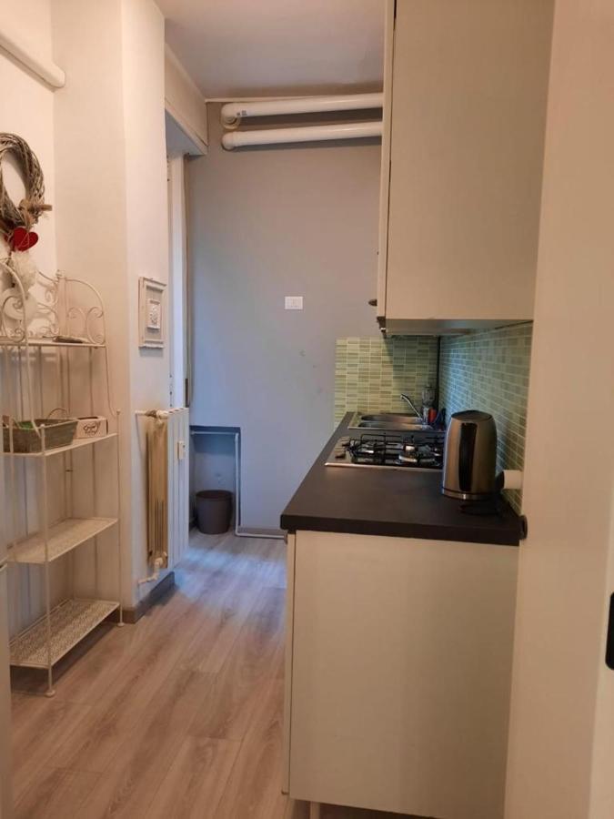La casa di Penny Apartment Monza Bagian luar foto